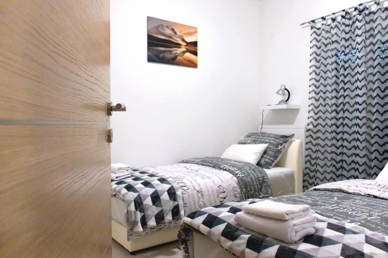Apartman Pampas Osijek Buitenkant foto