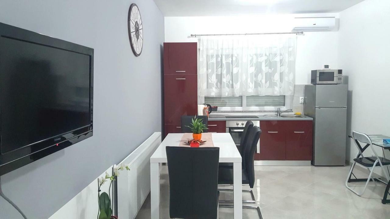 Apartman Pampas Osijek Buitenkant foto